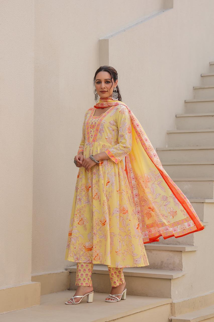 [Ready SG Stock] Yellow Floral Pure Cotton Alia Style Anarkali Punjabi Suit with Dupatta 3 Pcs Set [ Indian Dresses ]
