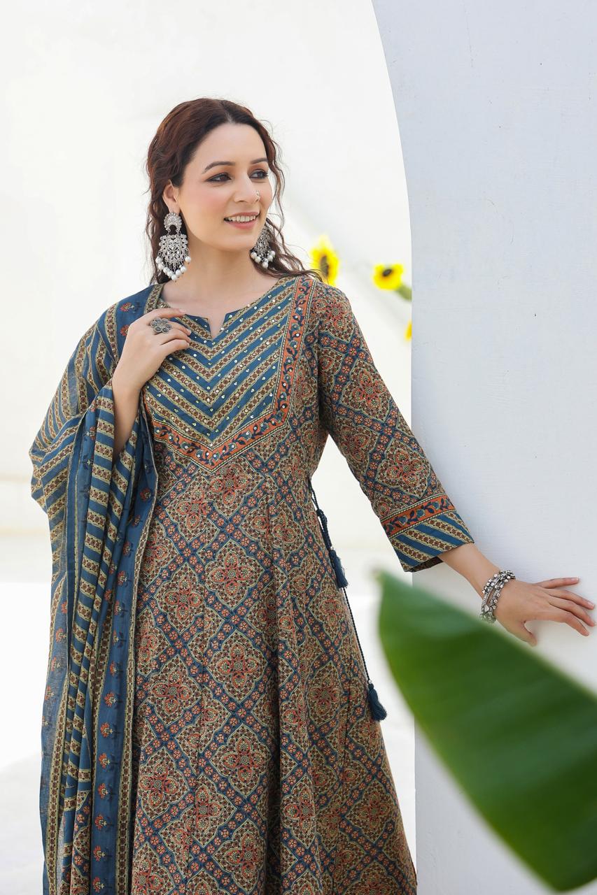 [Ready SG Stock] Earthy Peacock Green Pure Cotton Anarkali 3 Pcs Punjabi Suit with Dupatta [ Indian Dresses ]