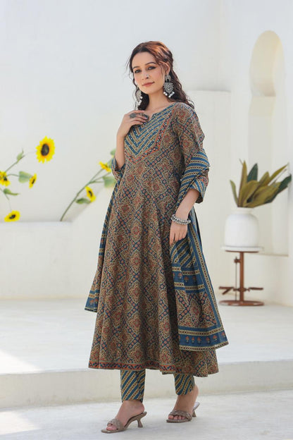 [Ready SG Stock] Earthy Peacock Green Pure Cotton Anarkali 3 Pcs Punjabi Suit with Dupatta [ Indian Dresses ]