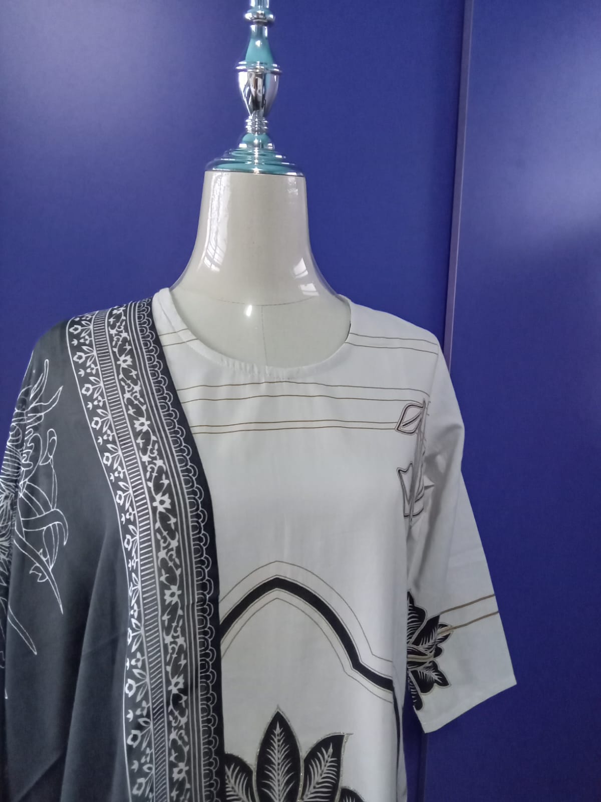 [ Ready SG Stock ] Off-White & Black Placement Printed Soft Cotton Punjabi Suit with Dupatta [ Indian Dresses ]